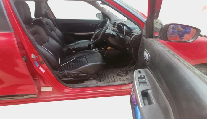 2018 Maruti Swift ZXI PLUS, Petrol, Manual, 1,04,243 km, interior
