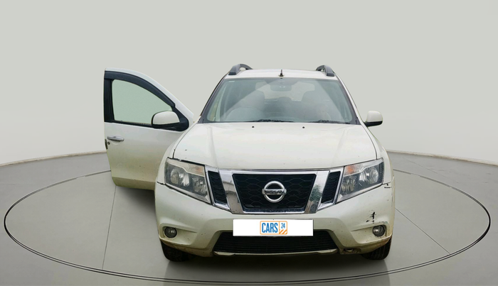 2014 Nissan Terrano XL (D), Diesel, Manual, 1,42,474 km, exterior
