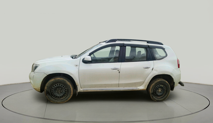 2014 Nissan Terrano XL (D), Diesel, Manual, 1,42,474 km, exterior