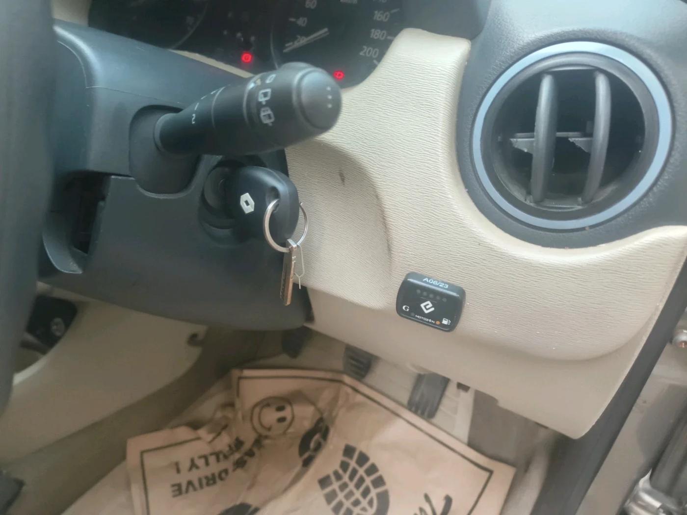 2014 Nissan Terrano XL (P), Petrol, Manual, 70,035 km, interior