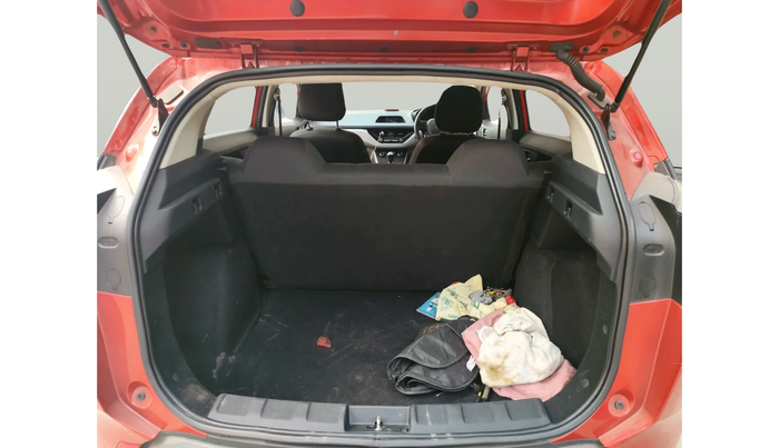 2018 Tata NEXON XM PETROL, Petrol, Manual, 44,018 km, exterior