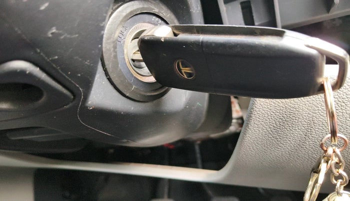 2019 Tata Tiago XZ PETROL, Petrol, Manual, 72,682 km, interior