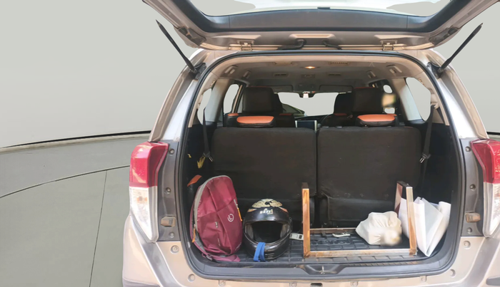 2019 Toyota Innova Crysta 2.4 GX 7 STR, Diesel, Manual, 1,52,090 km, exterior