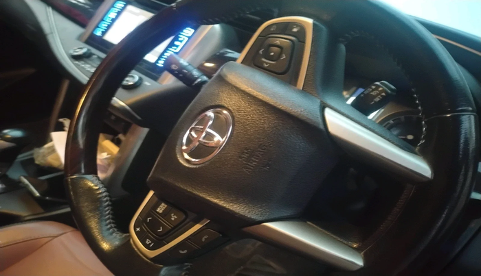 2017 Toyota Innova Crysta 2.8 ZX AT 7 STR, Diesel, Automatic, 58,904 km, interior