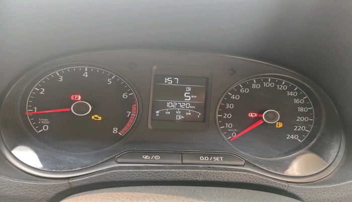 2017 Volkswagen Ameo COMFORTLINE 1.2L, Petrol, Manual, 1,02,720 km, interior