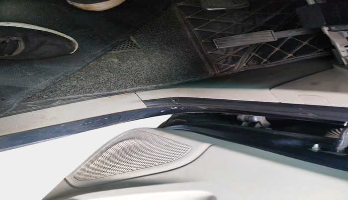 2019 Mahindra MARAZZO M6 8 STR, Diesel, Manual, 93,000 km, interior