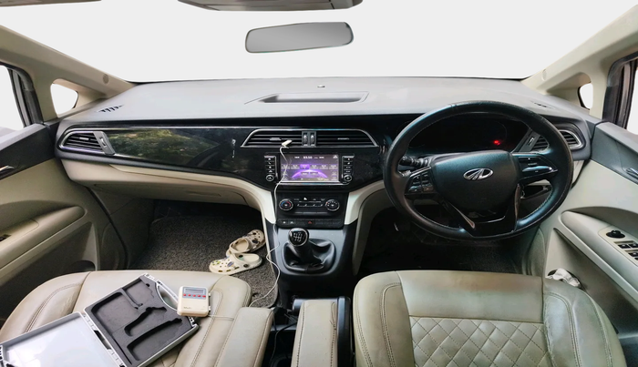 2019 Mahindra MARAZZO M6 8 STR, Diesel, Manual, 93,000 km, interior