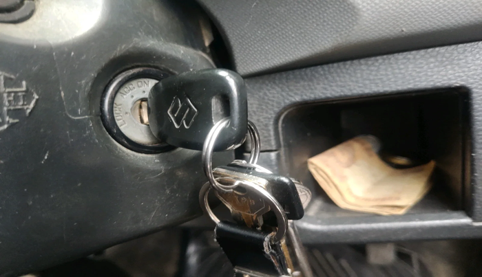 2011 Maruti Wagon R 1.0 LXI CNG, Petrol, Manual, 2,15,241 km, interior