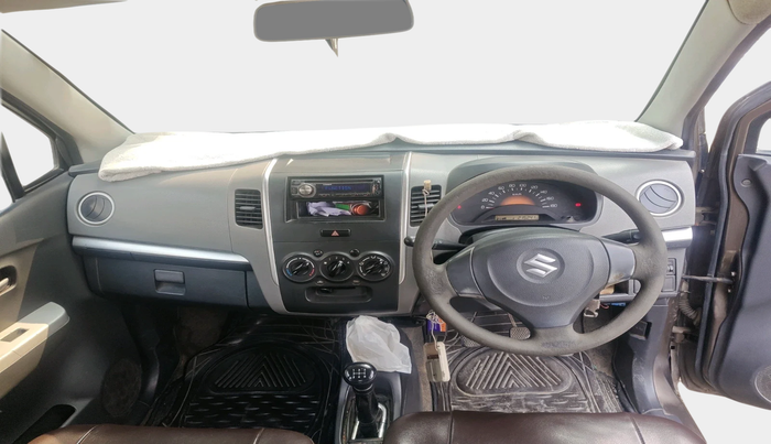 2011 Maruti Wagon R 1.0 LXI CNG, Petrol, Manual, 2,15,241 km, interior