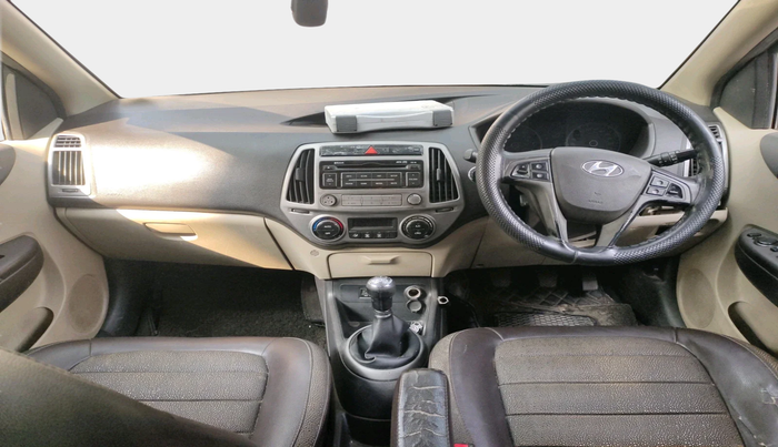 2013 Hyundai i20 ASTA 1.2, Petrol, Manual, 65,861 km, interior