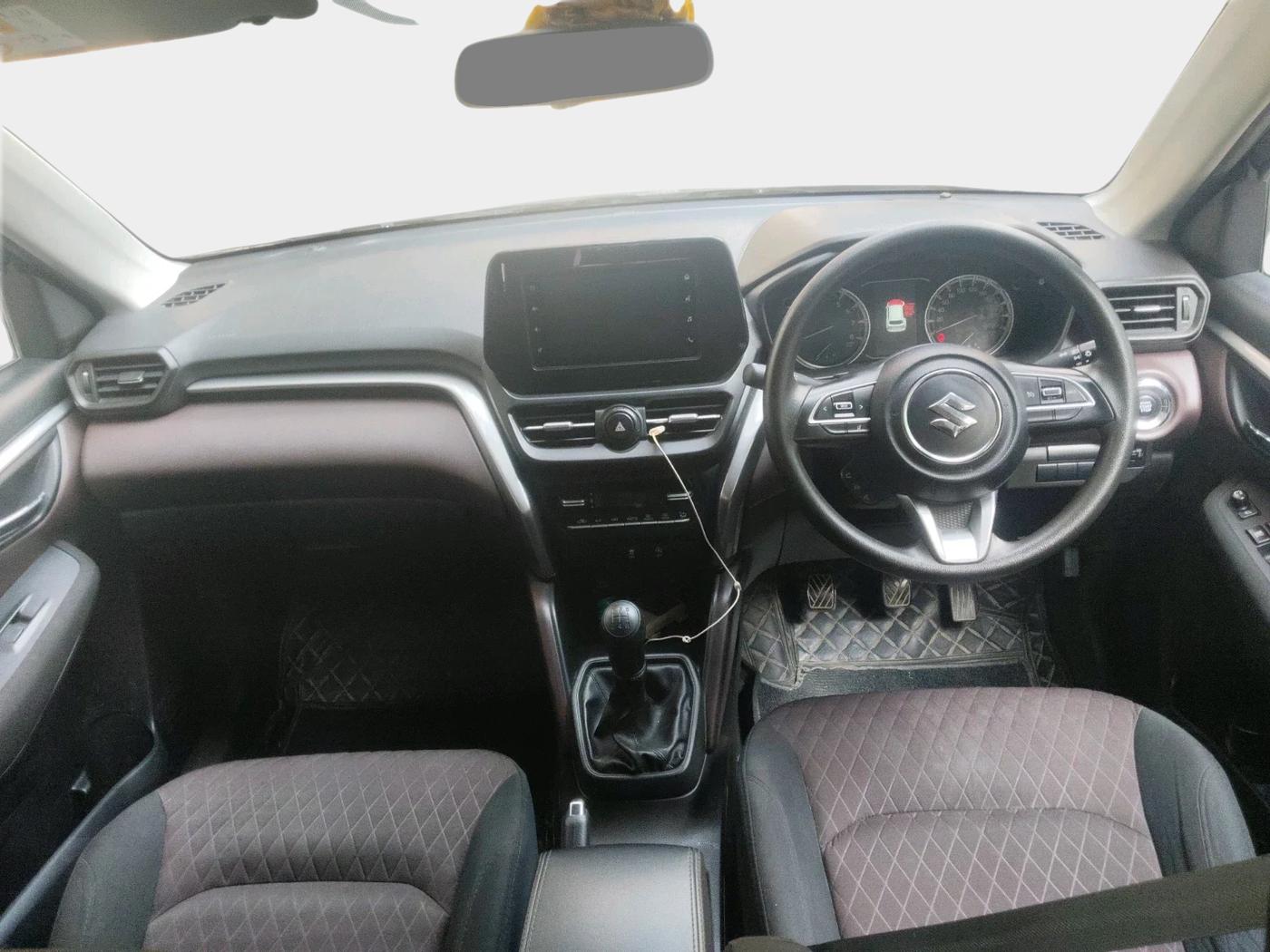 2023 Maruti Grand Vitara DELTA SMART HYBRID, Petrol, Manual, 62,500 km, interior