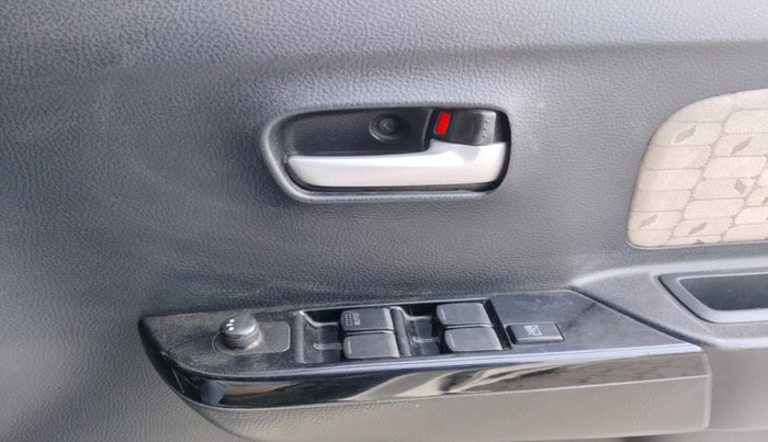 2018 Maruti Wagon R 1.0 VXI, Petrol, Manual, 65,000 km, interior