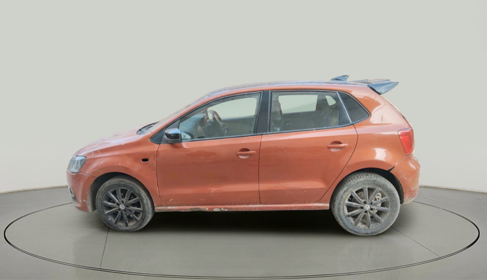 2014 Volkswagen Polo HIGHLINE1.2L, Petrol, Manual, 1,01,611 km, exterior