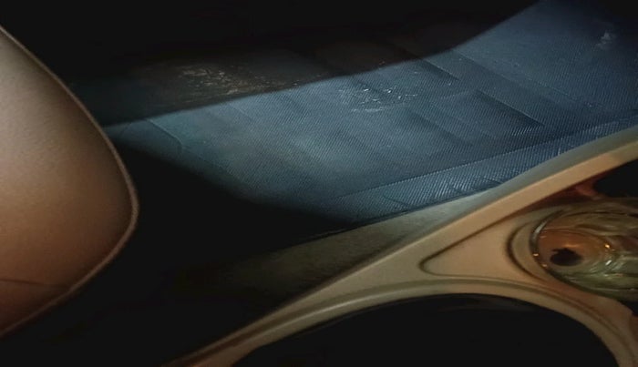 2016 Nissan Terrano XL (D), Diesel, Manual, 1,23,839 km, interior