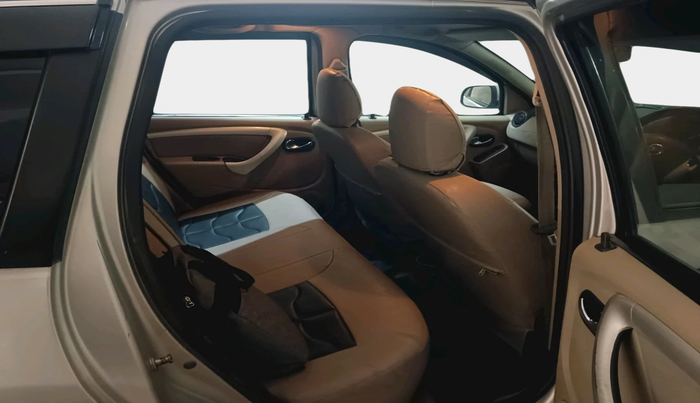 2016 Nissan Terrano XL (D), Diesel, Manual, 1,23,839 km, interior