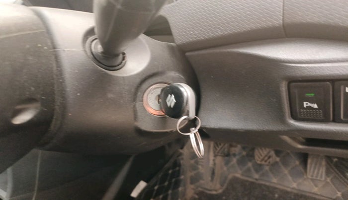 2017 Maruti Vitara Brezza VDI (O), Diesel, Manual, 1,26,955 km, interior