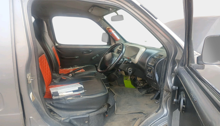 2018 Maruti Eeco 5 STR CNG WITH HTR, Petrol, Manual, 93,687 km, interior