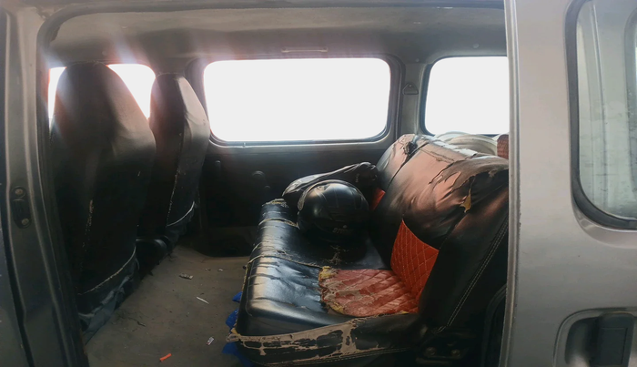 2018 Maruti Eeco 5 STR CNG WITH HTR, Petrol, Manual, 93,687 km, interior