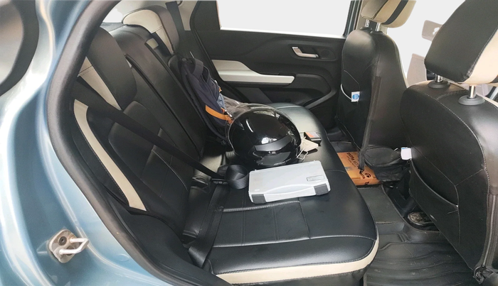 2022 Tata PUNCH CREATIVE  MT, Petrol, Manual, 12,007 km, interior