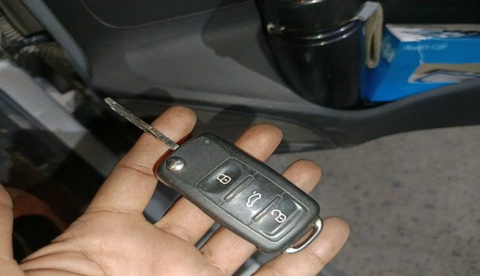 2018 Volkswagen Polo HIGHLINE PLUS 1.0 16 ALLOY, Petrol, Manual, 49,812 km, interior