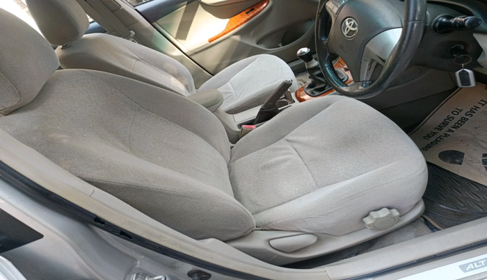 2011 Toyota Corolla Altis G PETROL, Petrol, Manual, 77,760 km, interior
