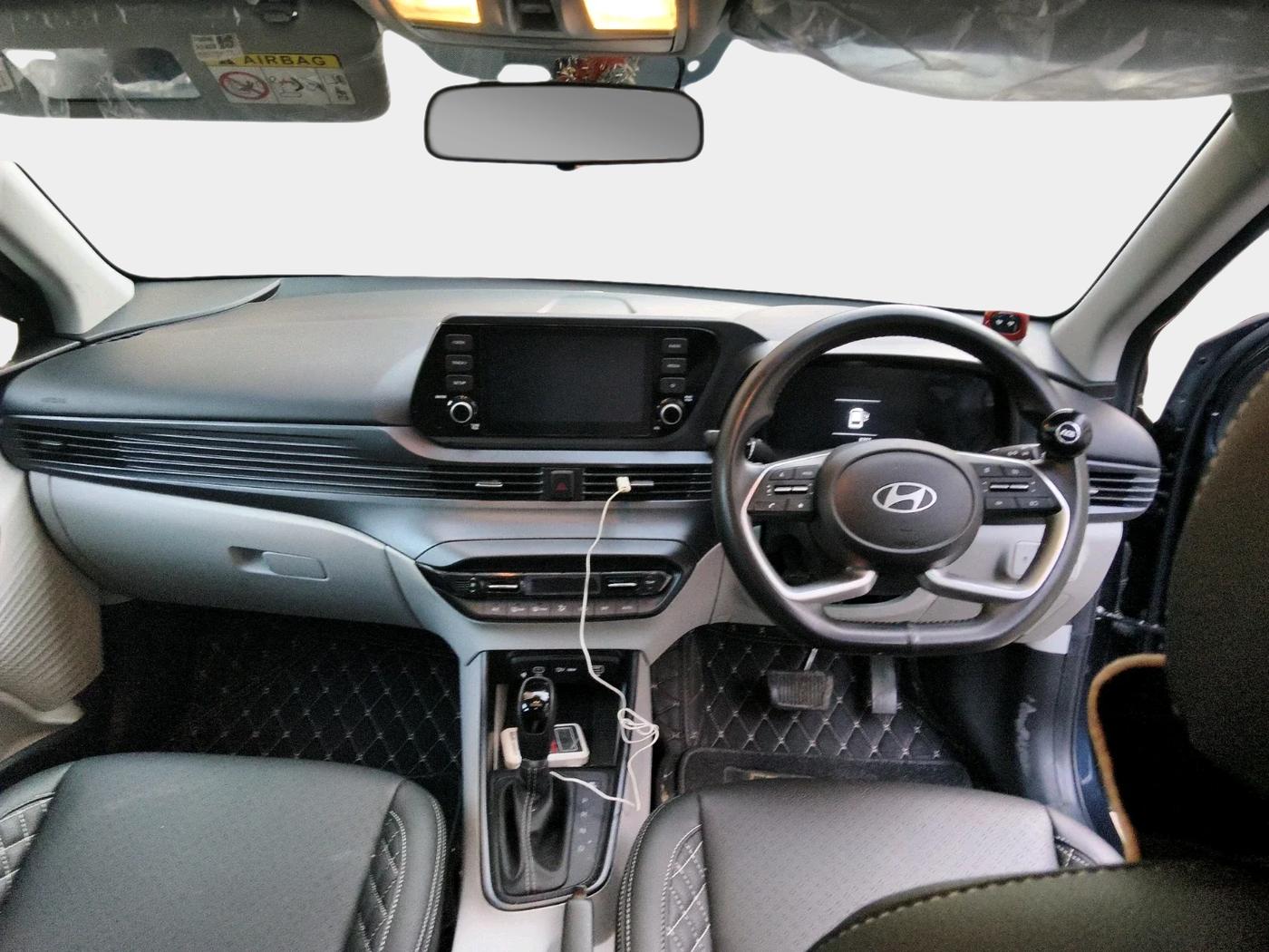 2024 Hyundai NEW I20 Sportz (O) 1.2 IVT, Petrol, Automatic, 8,600 km, interior