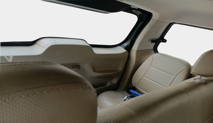 2017 Mahindra TUV300 T8 AMT, Diesel, Automatic, 31,220 km, interior