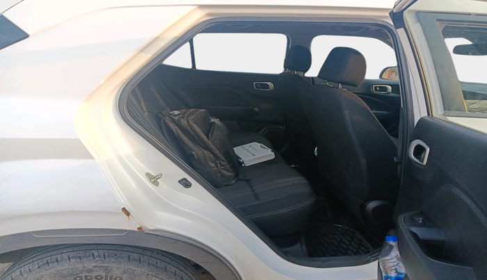 2019 Hyundai VENUE S 1.2, Petrol, Manual, 60,351 km, interior