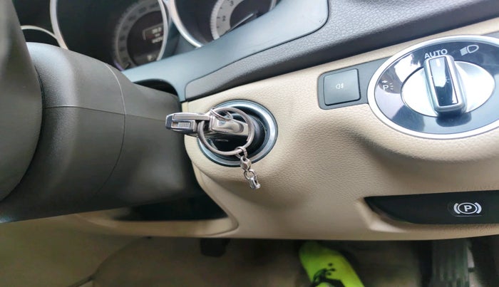 2014 Mercedes Benz C Class 200 CGI AVANTGARDE, Petrol, Automatic, 64,397 km, interior