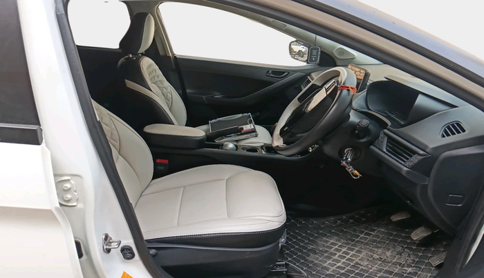 2025 Tata NEXON Smart Plus 1.2 iCNG, Petrol, Manual, 7,130 km, interior