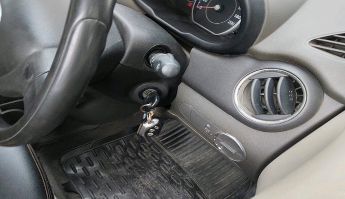 2013 Hyundai i10 MAGNA 1.2, Petrol, Manual, 88,569 km, interior