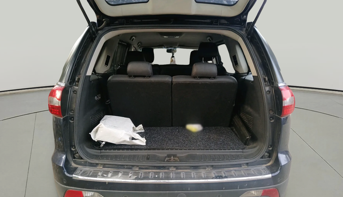 2017 Tata Hexa XTA 4X2 7 STR, Diesel, Automatic, 1,04,111 km, exterior