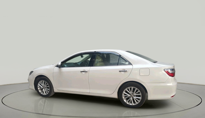 2017 Toyota Camry HYBRID, Hybrid, Automatic, 1,09,020 km, exterior