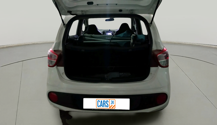 2017 Hyundai Grand i10 SPORTZ (O) 1.2 KAPPA VTVT, Petrol, Manual, 57,189 km, exterior