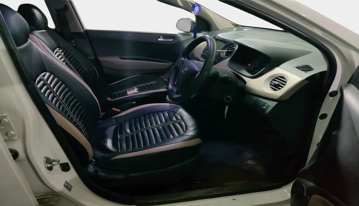 2017 Hyundai Grand i10 SPORTZ (O) 1.2 KAPPA VTVT, Petrol, Manual, 57,189 km, interior