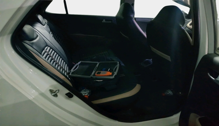 2017 Hyundai Grand i10 SPORTZ (O) 1.2 KAPPA VTVT, Petrol, Manual, 57,189 km, interior