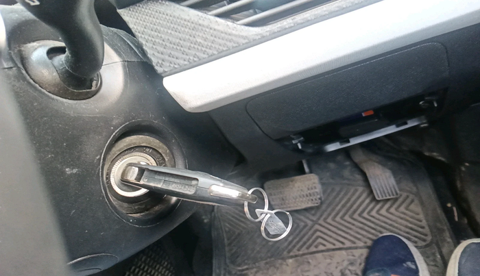 2024 Tata NEXON Pure S 1.2 Revotron 6AMT, Petrol, Automatic, 11,521 km, interior