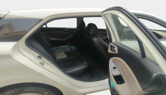 2016 Hyundai Elite i20 MAGNA 1.4 CRDI, Diesel, Manual, 76,659 km, interior