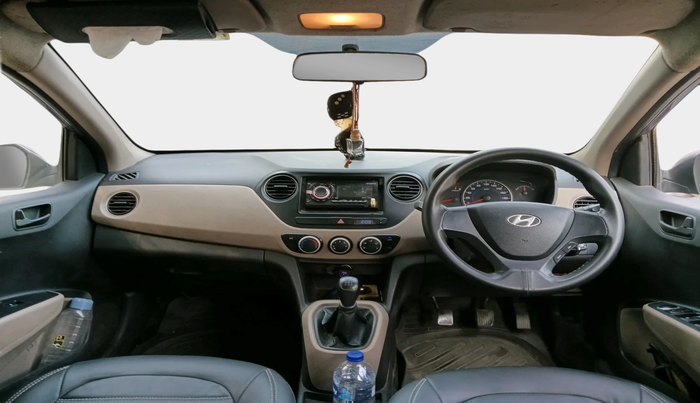 2013 Hyundai Grand i10 MAGNA 1.2 KAPPA VTVT, Petrol, Manual, 1,05,510 km, interior