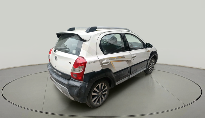 2014 Toyota Etios CROSS 1.2 G, Petrol, Manual, 63,627 km, exterior