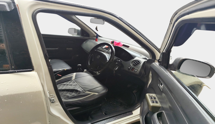 2011 Maruti Swift LXI, Petrol, Manual, 89,295 km, interior