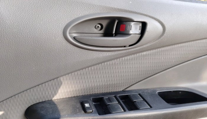 2011 Toyota Etios G, Petrol, Manual, 64,148 km, interior