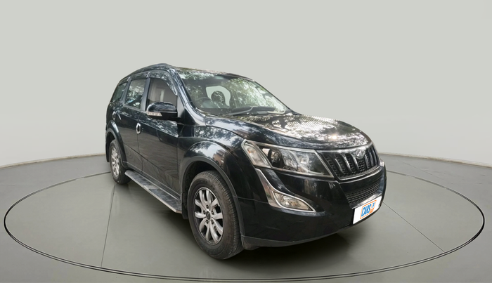 2017 Mahindra XUV500 W8 1.99, Diesel, Manual, 99,166 km, exterior