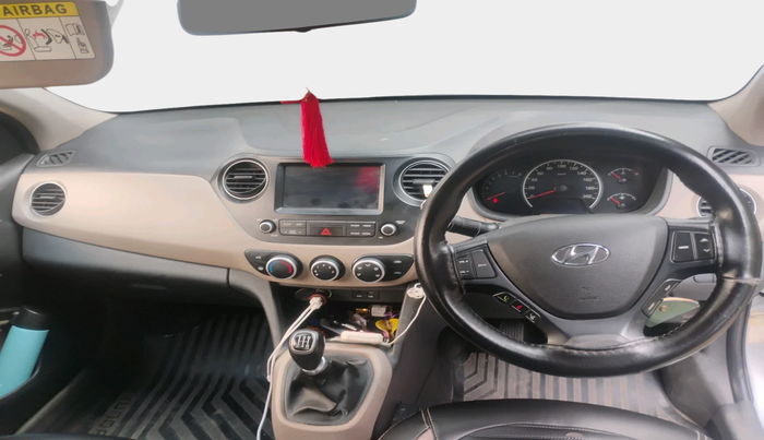 2019 Hyundai Grand i10 SPORTZ 1.2 KAPPA VTVT, Petrol, Manual, 1,72,289 km, interior