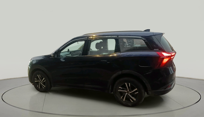 2022 Mahindra XUV700 AX 5 P MT 7 STR, Petrol, Manual, 37,565 km, exterior