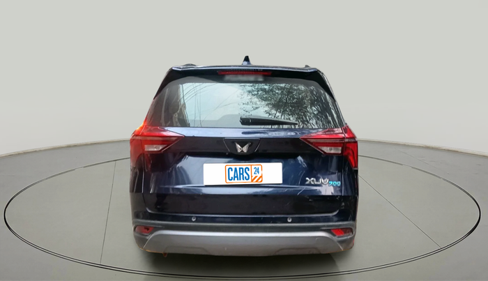 2022 Mahindra XUV700 AX 5 P MT 7 STR, Petrol, Manual, 37,565 km, exterior
