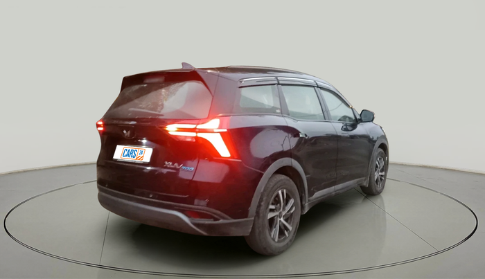 2022 Mahindra XUV700 AX 5 P MT 7 STR, Petrol, Manual, 37,565 km, exterior