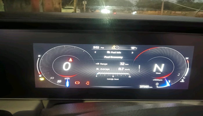 2022 Mahindra XUV700 AX 5 P MT 7 STR, Petrol, Manual, 37,565 km, interior