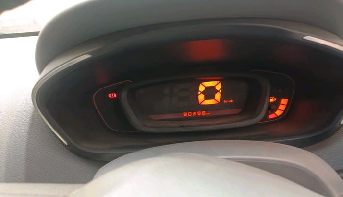 2016 Renault Kwid RXT 0.8, Petrol, Manual, 90,296 km, interior