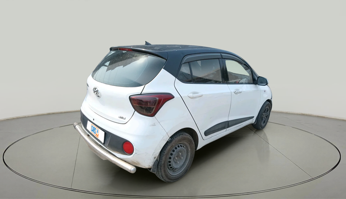 2017 Hyundai Grand i10 MAGNA 1.2 KAPPA VTVT, Petrol, Manual, 1,83,770 km, exterior